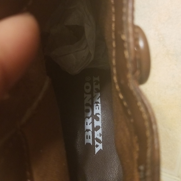 NWOT Bruno Valenti 3' cognac leather pointed toe bootie. Size 11 Unboxed - Picture 4 of 5